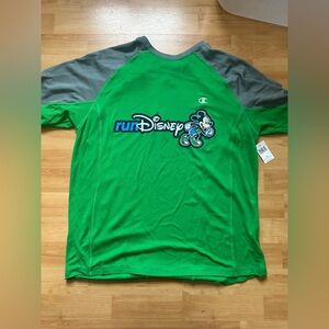 Disney Champion vintage RunDisney T-Shirt nwt